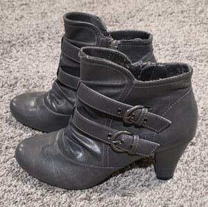 Hot Kiss Maribel Ankle Booties Size 8M